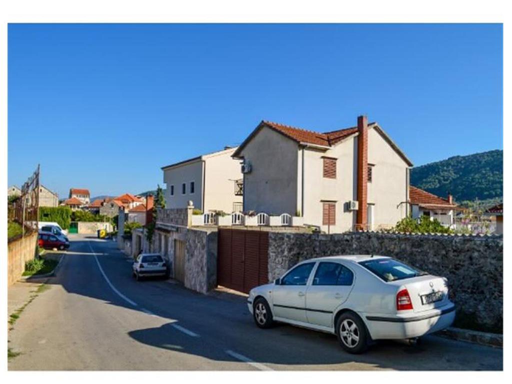 Apartments Srhoj Stari Grad  Exterior foto