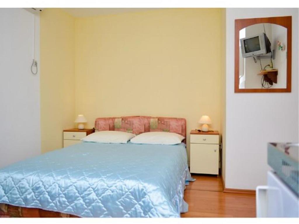 Apartments Srhoj Stari Grad  Exterior foto